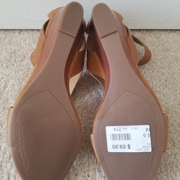 Sandals - Picture 4 of 4